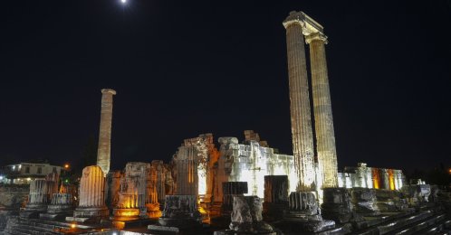 A night view of the Temple of Apollo, Didim, southwestern Türkiye, June 25, 2026. (AA Photo)