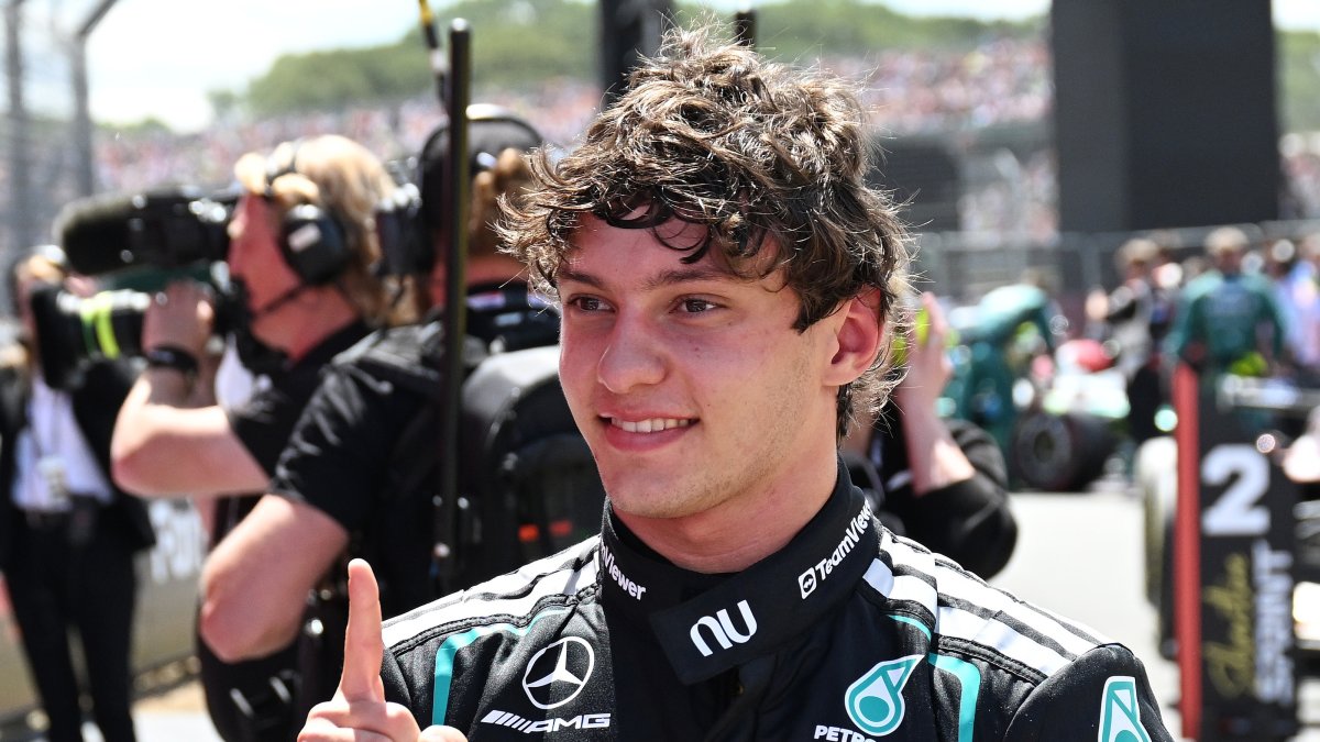 Mercedes driver Kimi Antonelli of Italy celebrates after winning the Sprint ahead of the Formula One British Grand Prix at the Silverstone Circuit racetrack, Silverstone, U.K., July 4, 2026. (EPA Photo)