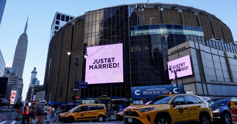 Screens display a message referencing singer Taylor Swift and NFL player Travis Kelce outside Madison Square Garden, New York, U.S., July 3, 2026. (Reuters Photo)