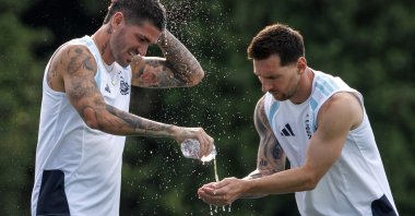 Argentina's Rodrigo De Paul (L) and Lionel Messi (R) attend a training session in Fort Lauderdale, Florida, U.S., July 2, 2026. (EPA Photo)