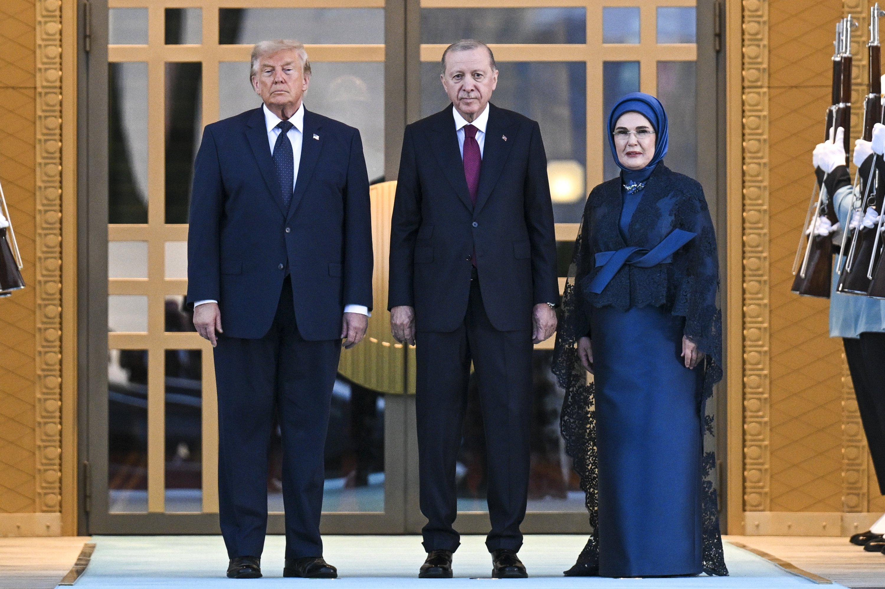 Emine Erdoğan emphasizes unity after official NATO summit dinner