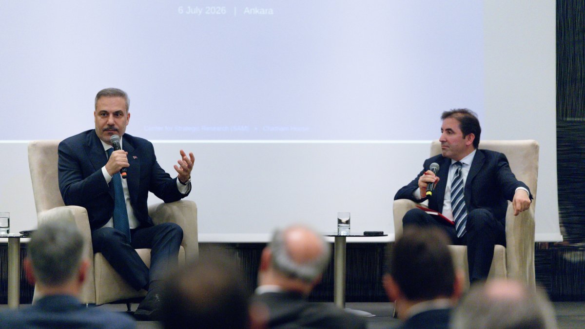 Foreign Minister Hakan Fidan (L) speaks at an event organized by Chatham House and the Center for Strategic Research, Ankara, Türkiye, July 6, 2026. (AA Photo)
