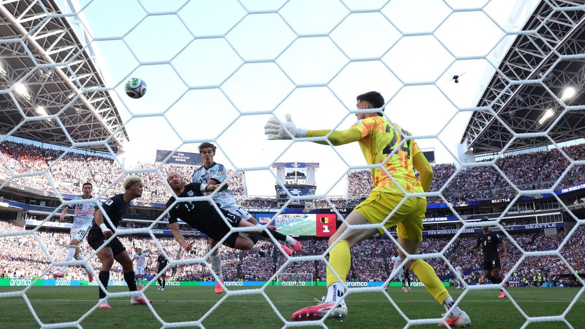 Charles De Ketelaere of Belgium heads to score the team's second goal past Matt Freese of the United States during the FIFA World Cup 2026 Round of 16, Seattle, Washington, U.S., July 6, 2026. (AFP Photo)