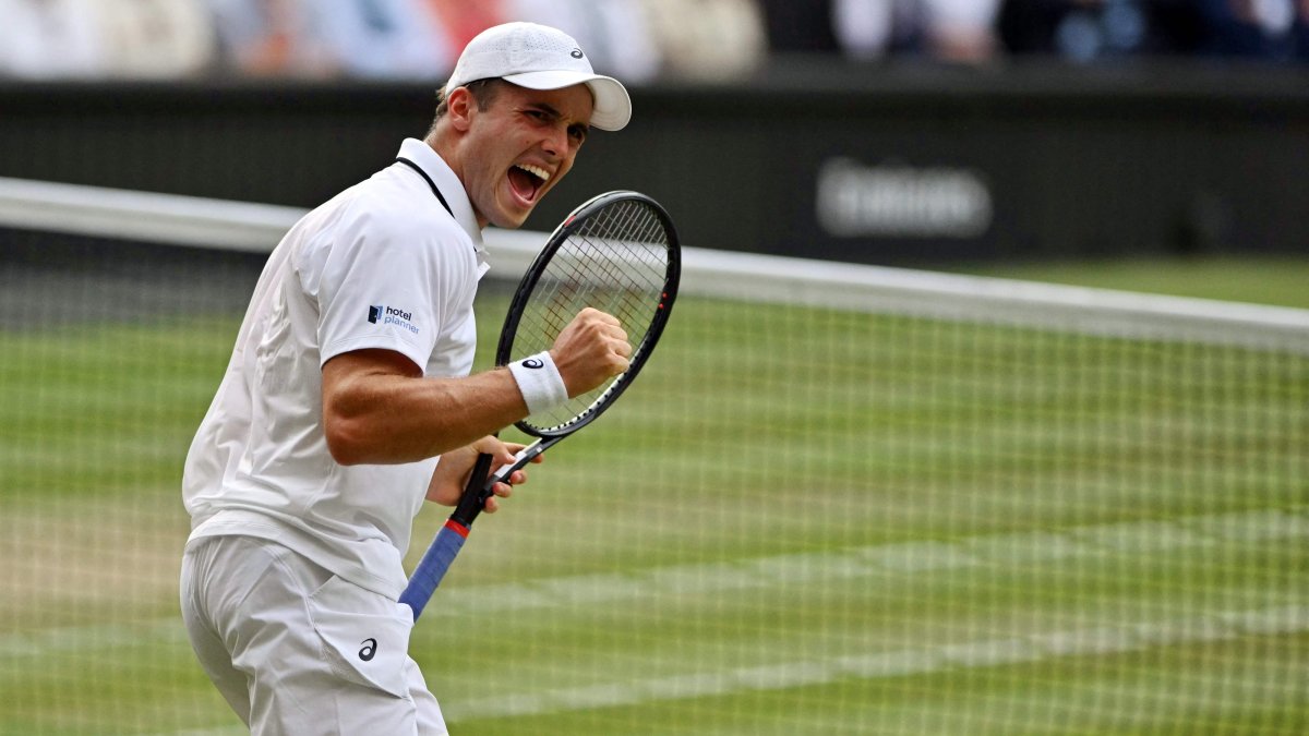 Arthur Fery reacts as he plays against Grigor Dimitrov during their men's singles round of 16 tennis match on the eighth day of the 2026 Wimbledon Championships, London, U.K., July 6, 2026. (AFP Photo)