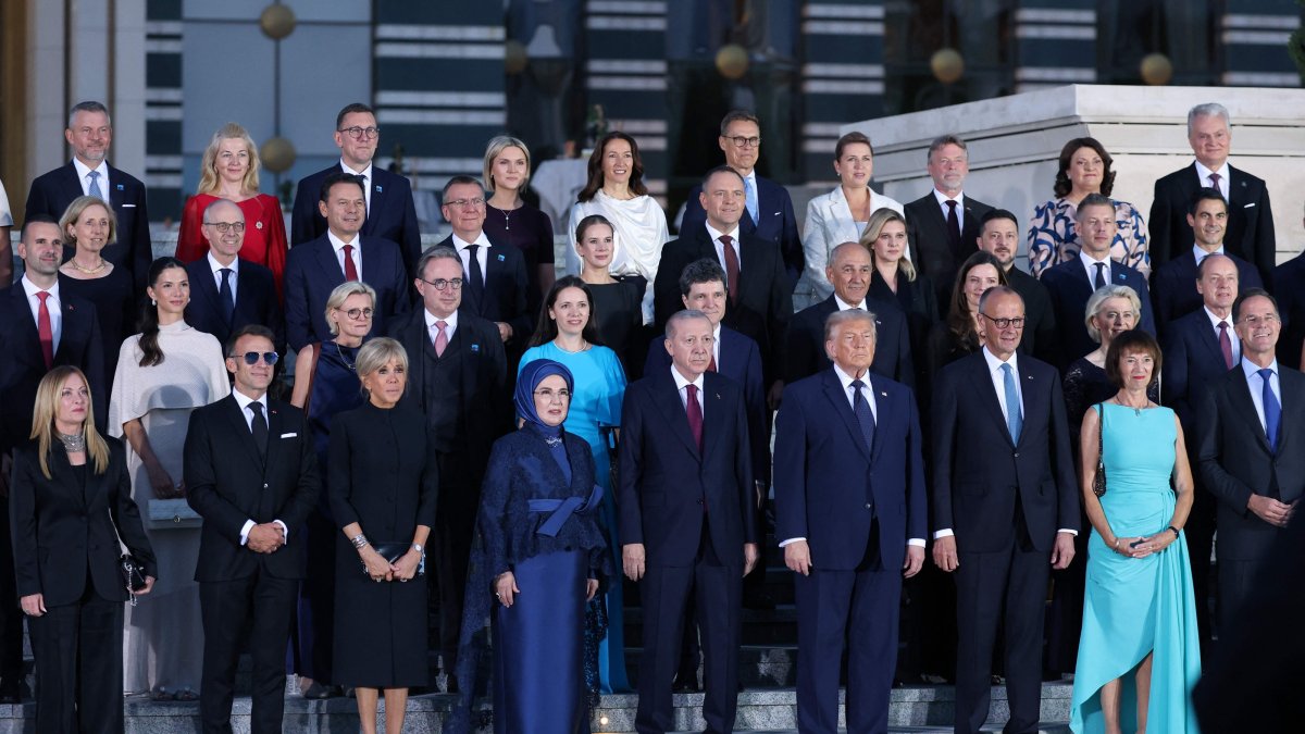 Heads of state and government pose for a photo during a reception at the Presidential Complex, Ankara, Türkiye, July 7, 2026. (AFP Photo)