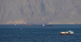 Ships and tankers in the Strait of Hormuz off the coast of Musandam, Oman, April 18, 2026. (Reuters Photo)