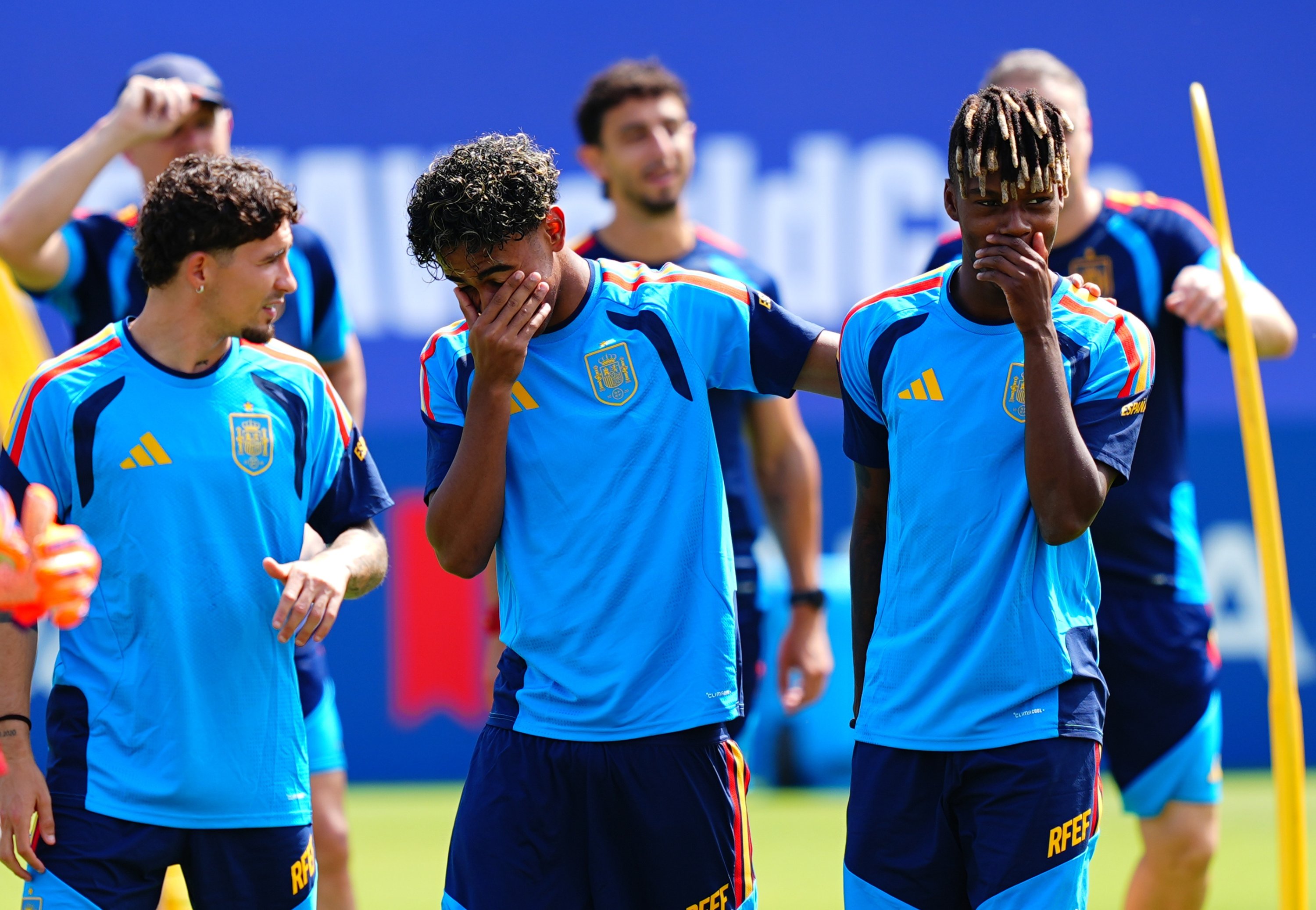Spain bid to stay on course for 2nd World Cup title vs. Belgium