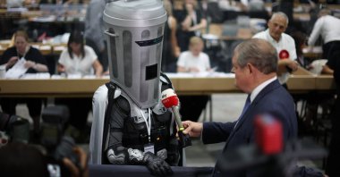 Count Binface speaks to members of the media during the vote count for the Makerfield by-election in Wigan, U.K., June 19, 2026. (EPA Photo)