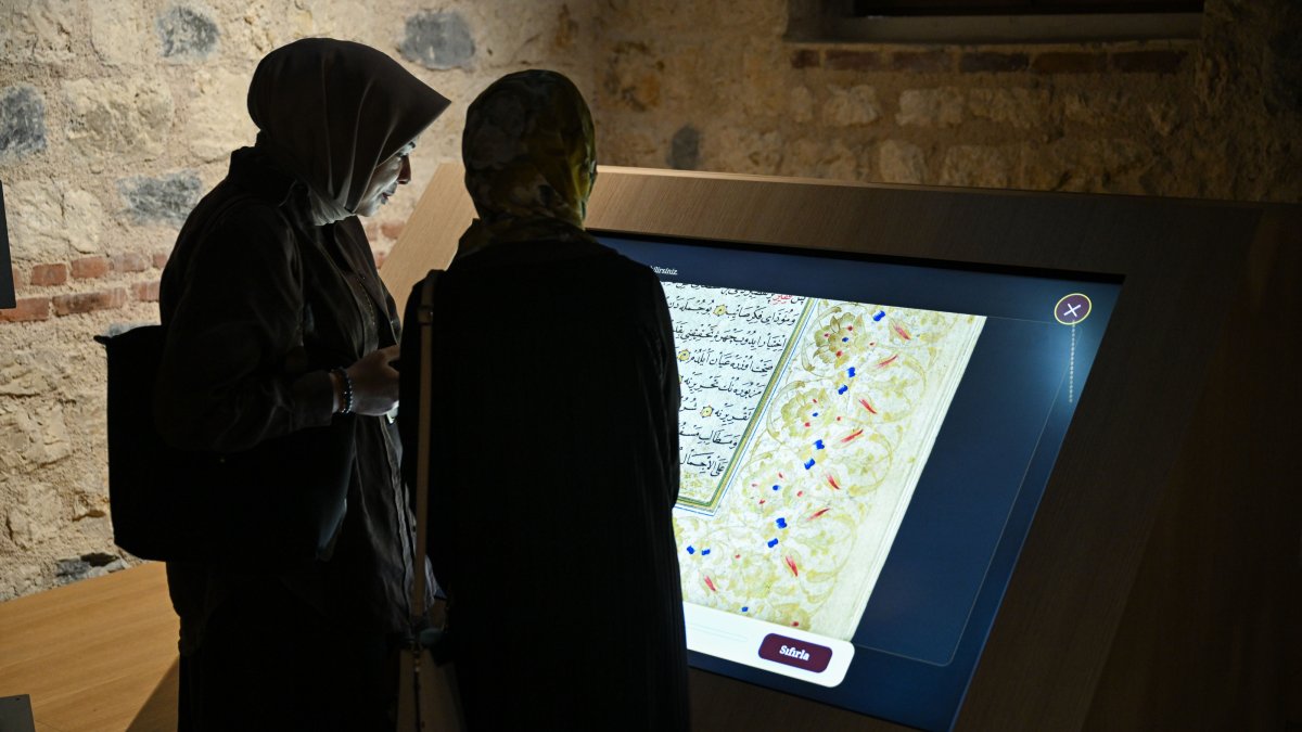 Construction of a new language and the Manuscripts Institution of Türkiye
