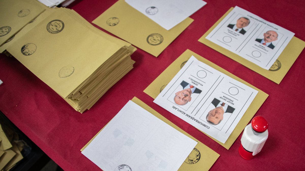 A ballot is seen with the option to vote for Recep Tayyip Erdoğan and main opposition candidate Kemal Kılıçdaroğlu for a pivotal presidential run-off election, Istanbul, Türkiye, May 28, 2023. (Getty Images Photo)