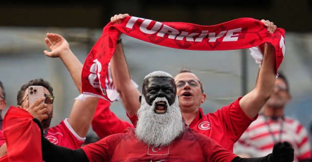 Turkish fans react ahead of the World Cup Group D match against the United States, Inglewood, U.S., June 25, 2026. (AP Photo)