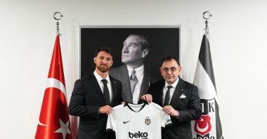 Salih Özcan (L) poses for a photo after signing for Beşiktaş, Istanbul, Türkiye, July 9, 2026. (IHA Photo)