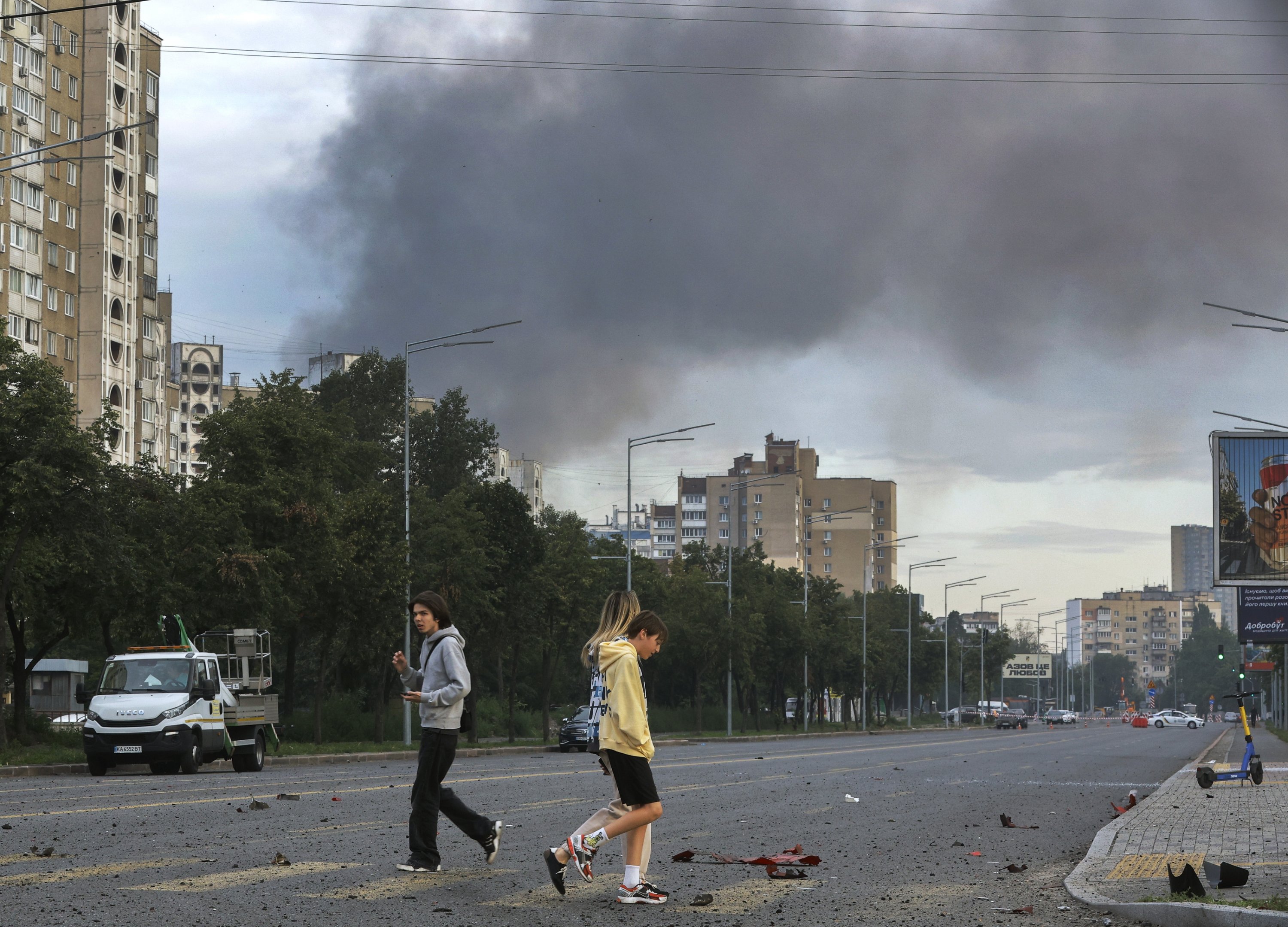 6 dead as Russia, Ukraine target each other’s infrastructure