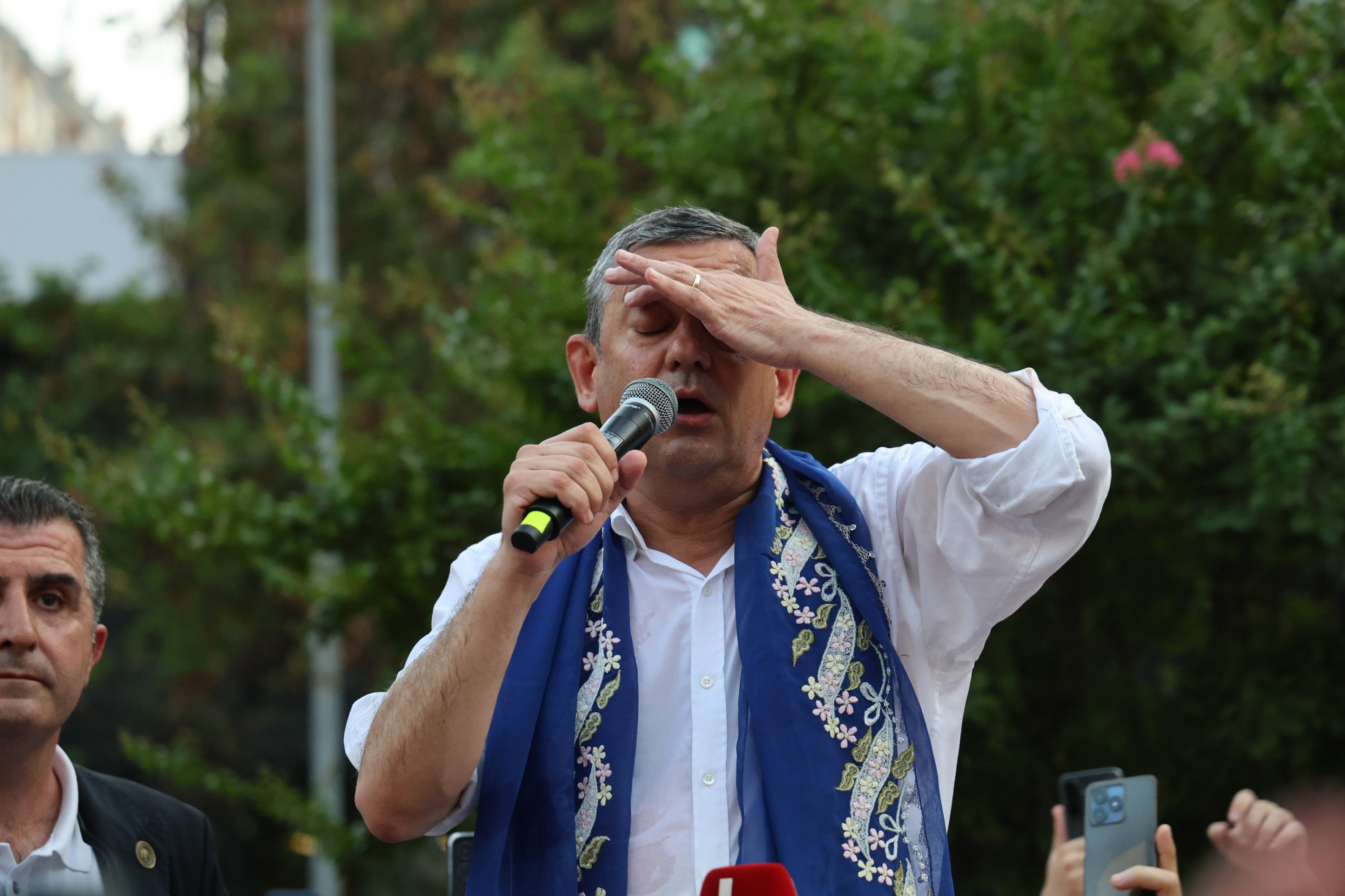 Özel oozes with confidence in taking back Türkiye’s CHP