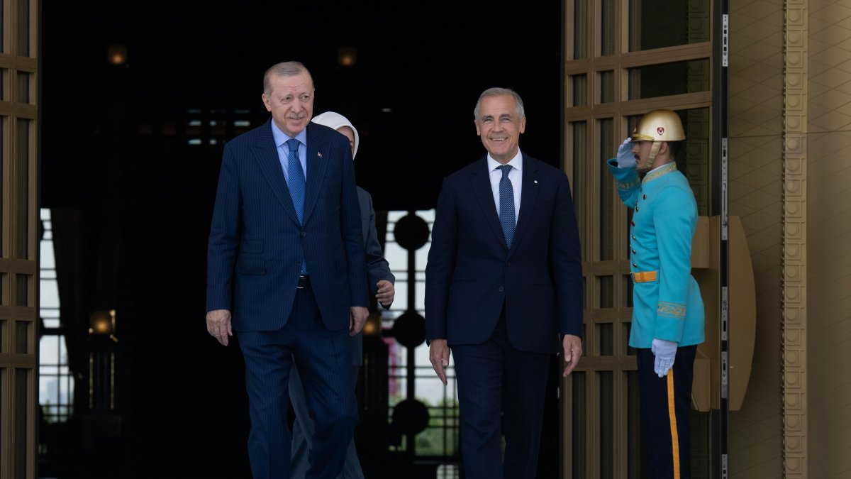 President Recep Tayyip Erdoğan and Canadian Prime Minister Mark Carney (R) leave after a meeting on the sidelines of the NATO summit in Ankara, Türkiye, July 7, 2026. (AP Photo)