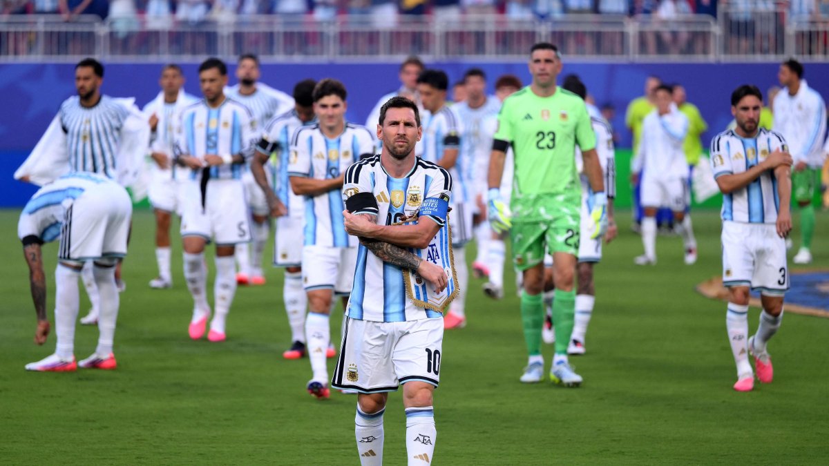 Argentina's Lionel Messi prepares for kick-off before the FIFA World Cup 2026 quarterfinal match against Switzerland at Kansas City Stadium, Kansas City, U.S., July 11, 2026. (AFP Photo)