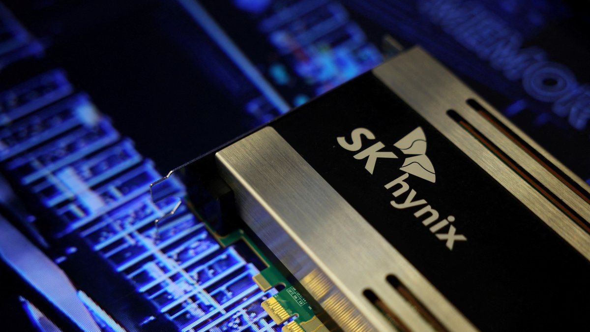 The logo of SK Hynix is seen on its product during the 26th Semiconductor Exhibition (SEDEX 2024), Seoul, South Korea, Oct. 23, 2024. (Reuters Photo)