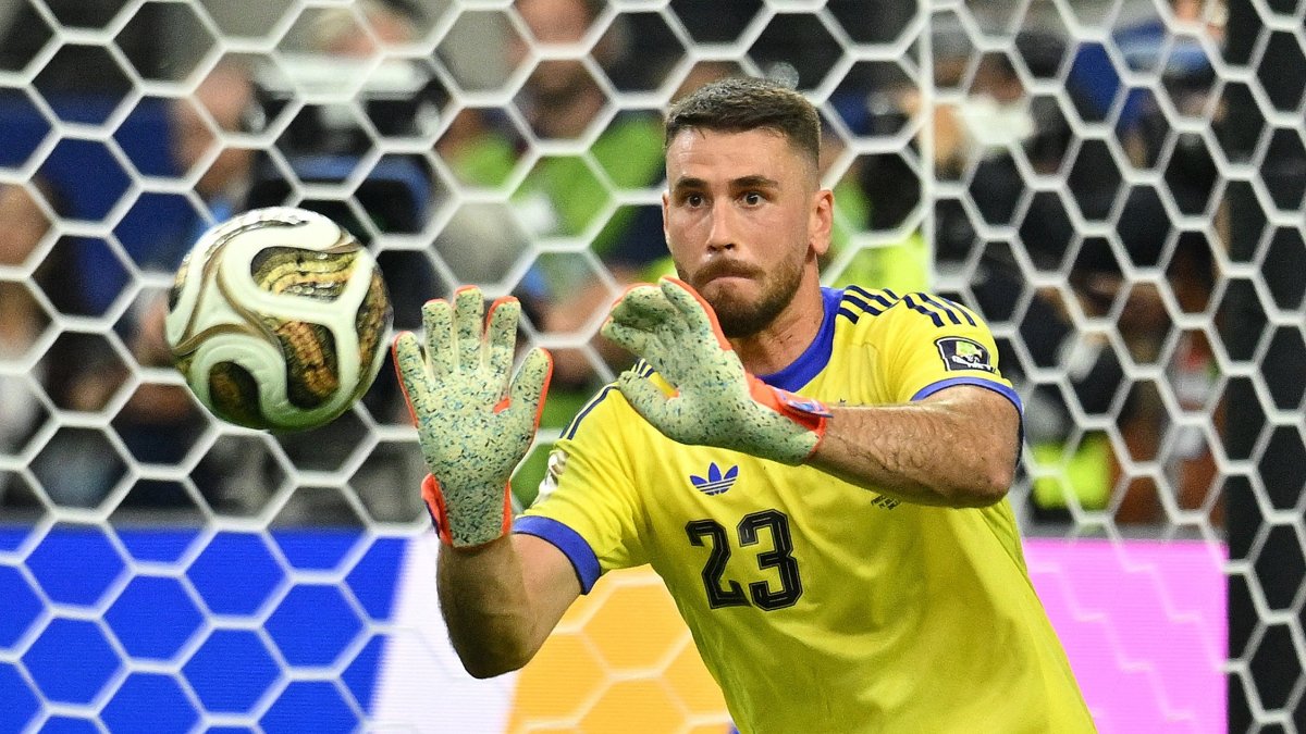 Spain's Unai Simon in action during the 2026 FIFA World Cup semifinal match against France at Dallas Stadium, Arlington, U.S., July 14, 2026. (Reuters Photo)