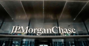 The JPMorgan Chase &amp; Co. logo is seen on one of the headquarters' entrances, New York City, U.S., April 1, 2026. (Reuters Photo)