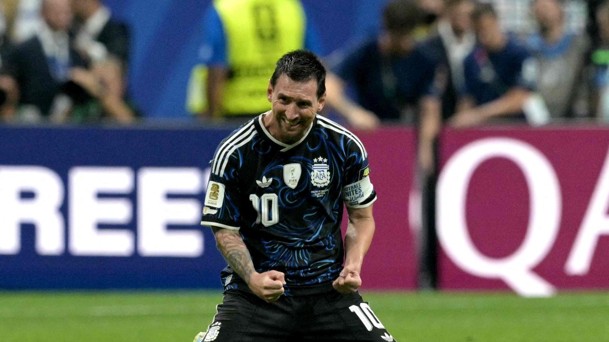Argentina's Lionel Messi celebrates after winning the 2026 FIFA World Cup semifinal match against England at the Atlanta Stadium, Atlanta, U.S., July 15, 2026. (AFP Photo)