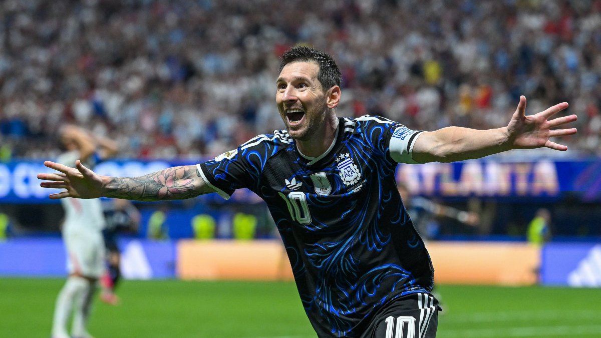 Argentina's Lionel Messi celebrates the team's second goal by Lautaro Martinez during the 2026 FIFA World Cup semifinal match against England at the Atlanta Stadium, Atlanta, U.S., July 15, 2026. (AFP Photo)