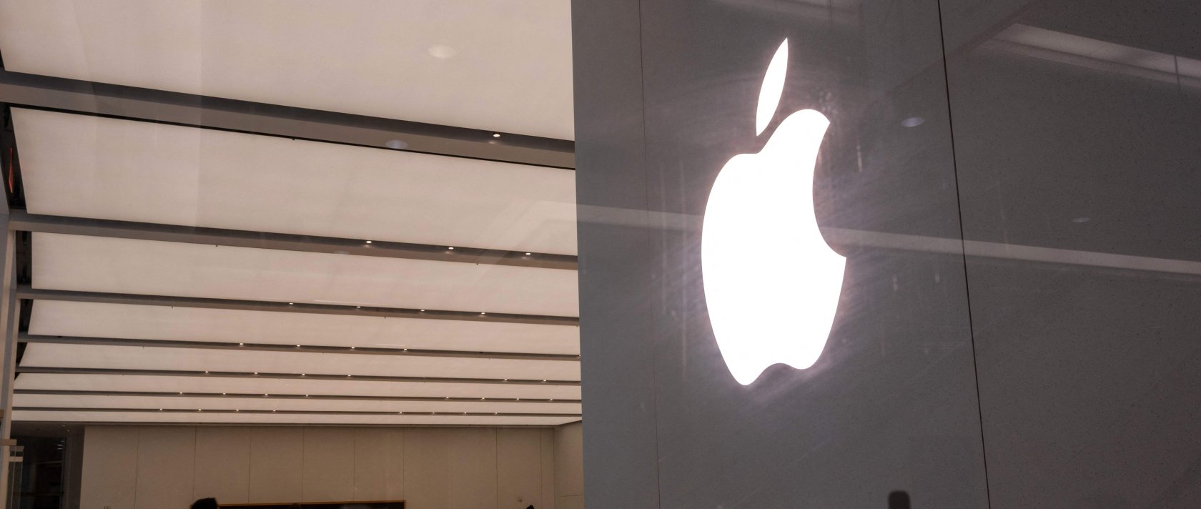 People shop in an Apple store in lower Manhattan, New York City, U.S., June 25, 2026. (AFP Photo)
