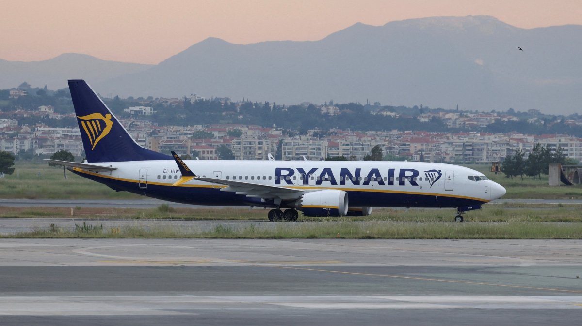 Ryanair profits plunge by over 30% on fuel cost spike, lower fares