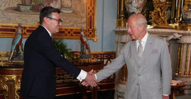 King Charles Britain&amp;#039;s King Charles III shakes hands with Britain&amp;#039;s incoming Prime Minister Andy Burnham, during an audience at Buckingham Palace, London, where he invited the leader of the Labour Party to become Prime Minister and form a new government, on July 20, 2026 (Photo by Aaron Chown / POOL / AFP)