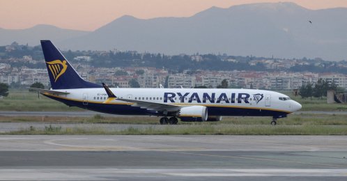 A Ryanair plane on a tarmac of Makedonia Airport, Thessaloniki, Greece, May 7, 2026. (Reuters Photo)