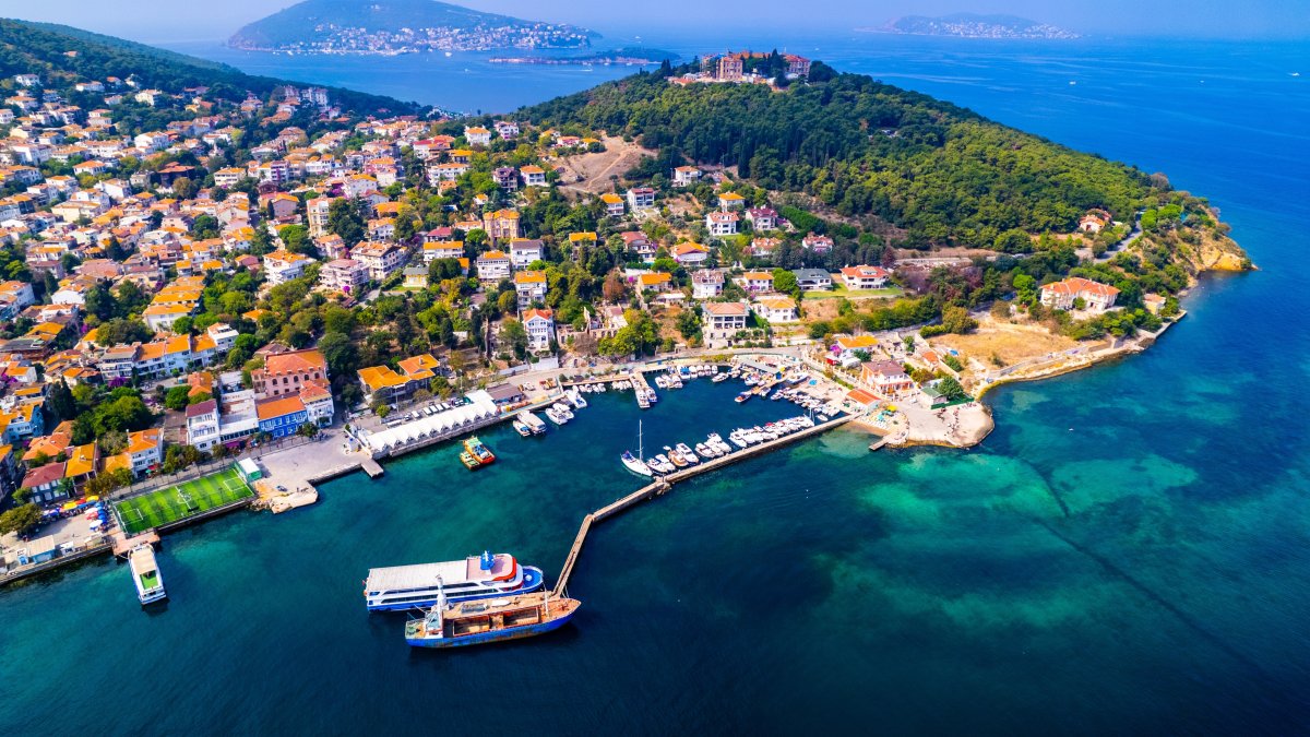 Aerial view captures Heybeliada, second-largest of the Princes' Islands in the Sea of Marmara, Istanbul, Türkiye. (Shutterstock Photo)