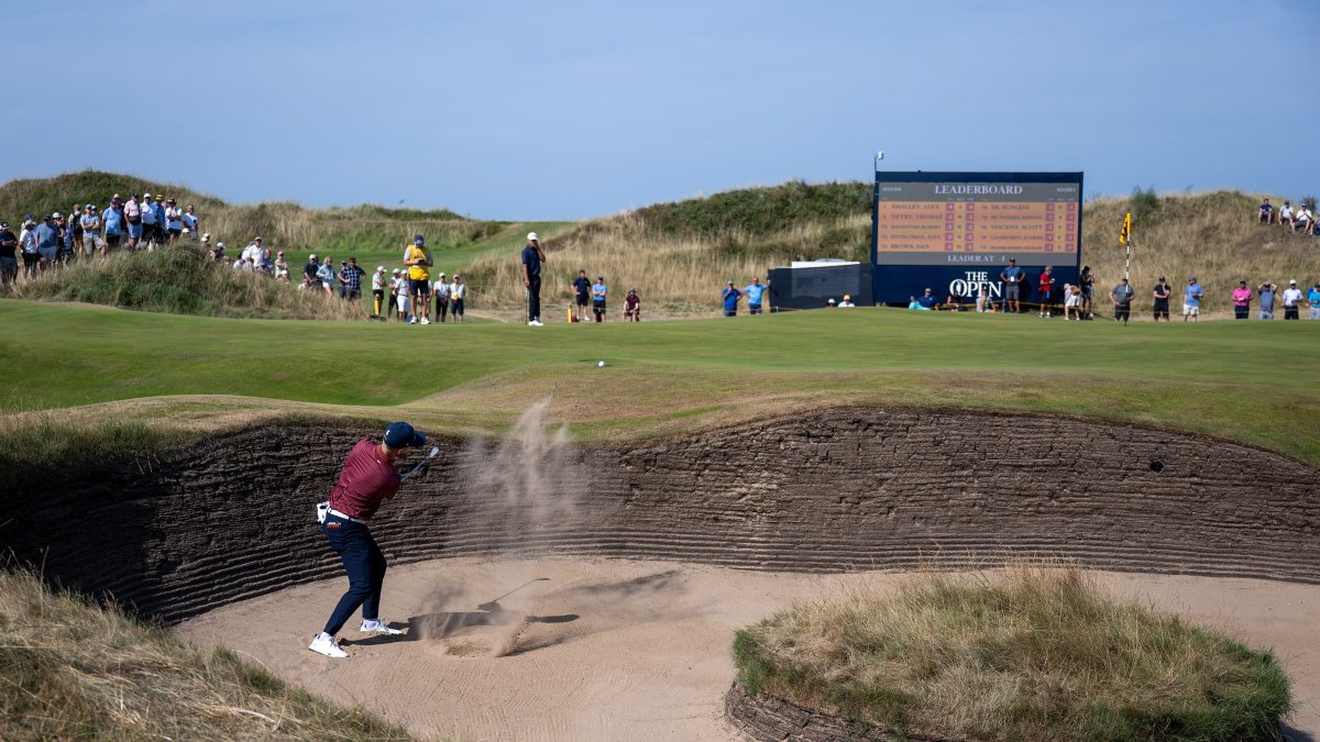 Scott Vincent of HyFlyers GC hits his shot from the bunker during the first round of The Open Championship at Royal Birkdale Golf Club, Southport, U.K., July 16, 2026. (AP Photo)