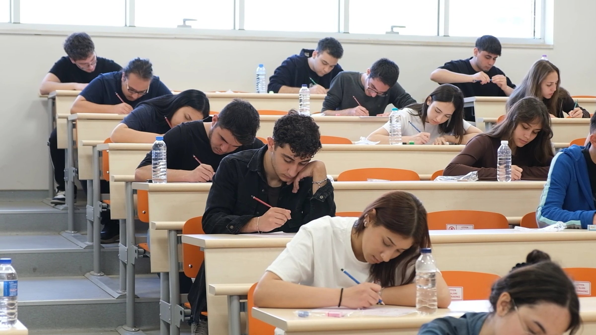 High school seniors take a mock YKS exam at Süleyman Demirel University, Isparta, Türkiye, July 17, 2026. (AA Photo) 