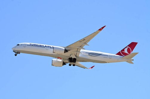 A Turkish Airlines Airbus A359-900 is seen above the Rome Fiumicino Leonardo da Vinci International Airport, Italy, May 1, 2026. (Reuters Photo)