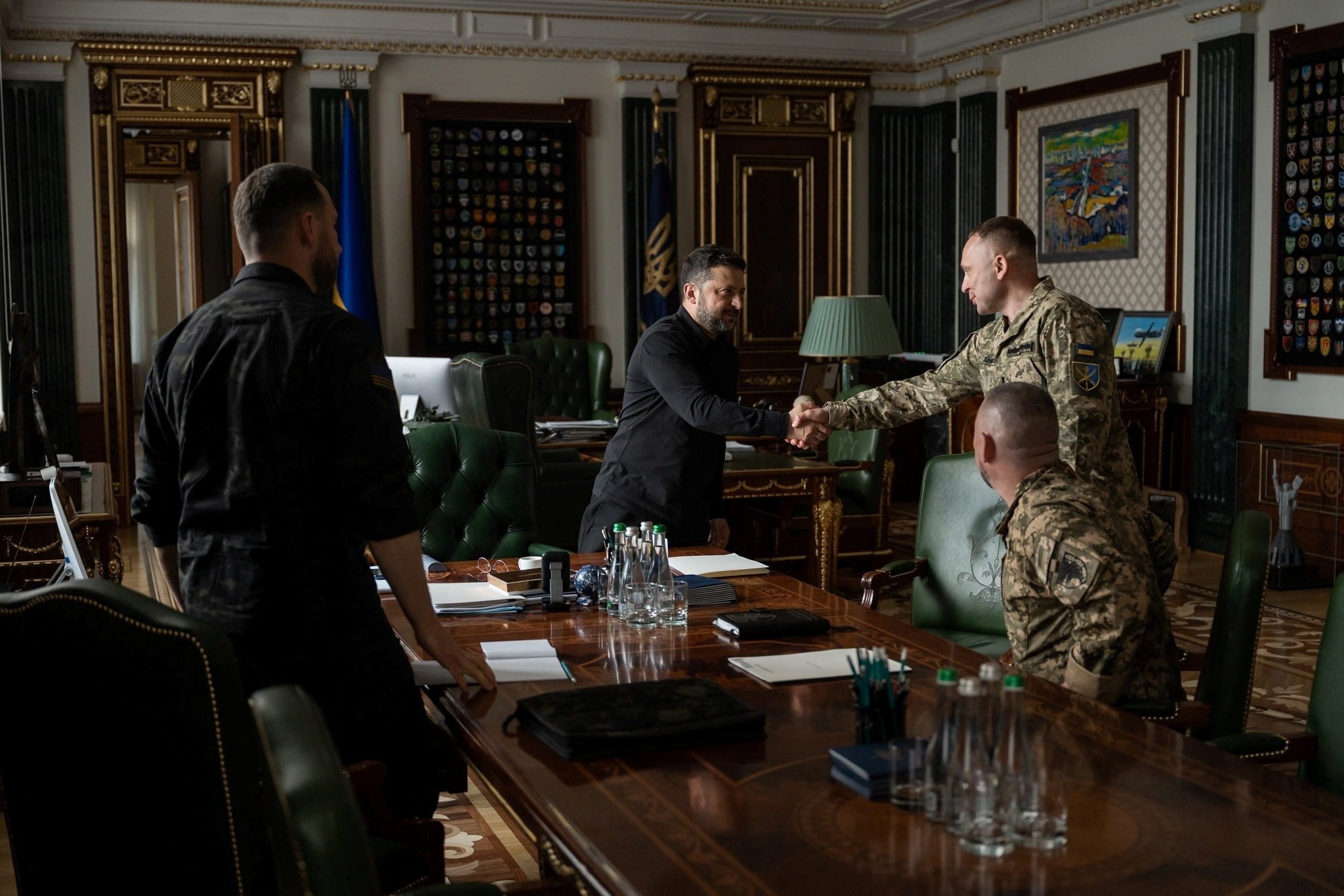 Zelenskyy bows to pressure to reshuffle Ukraine military top brass