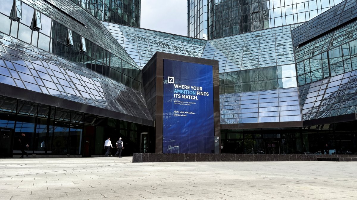 The Deutsche Bank headquarters tower, Frankfurt, Germany, July 22, 2026. (Reuters Photo)