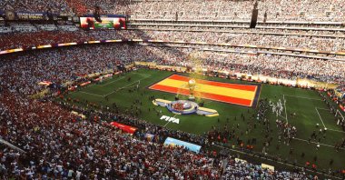 Spain lifts the FIFA World Cup Winner’s Trophy after the final match between Spain and Argentina at MetLife Stadium, New Jersey, U.S., July 19, 2026. (AFP Photo)