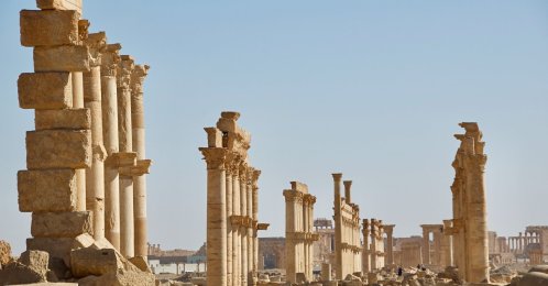A view of Palmyra, a UNESCO World Heritage Site in central Syria, with the Damascus Gate seen in the background in 2007. (Shutterstock Photo)