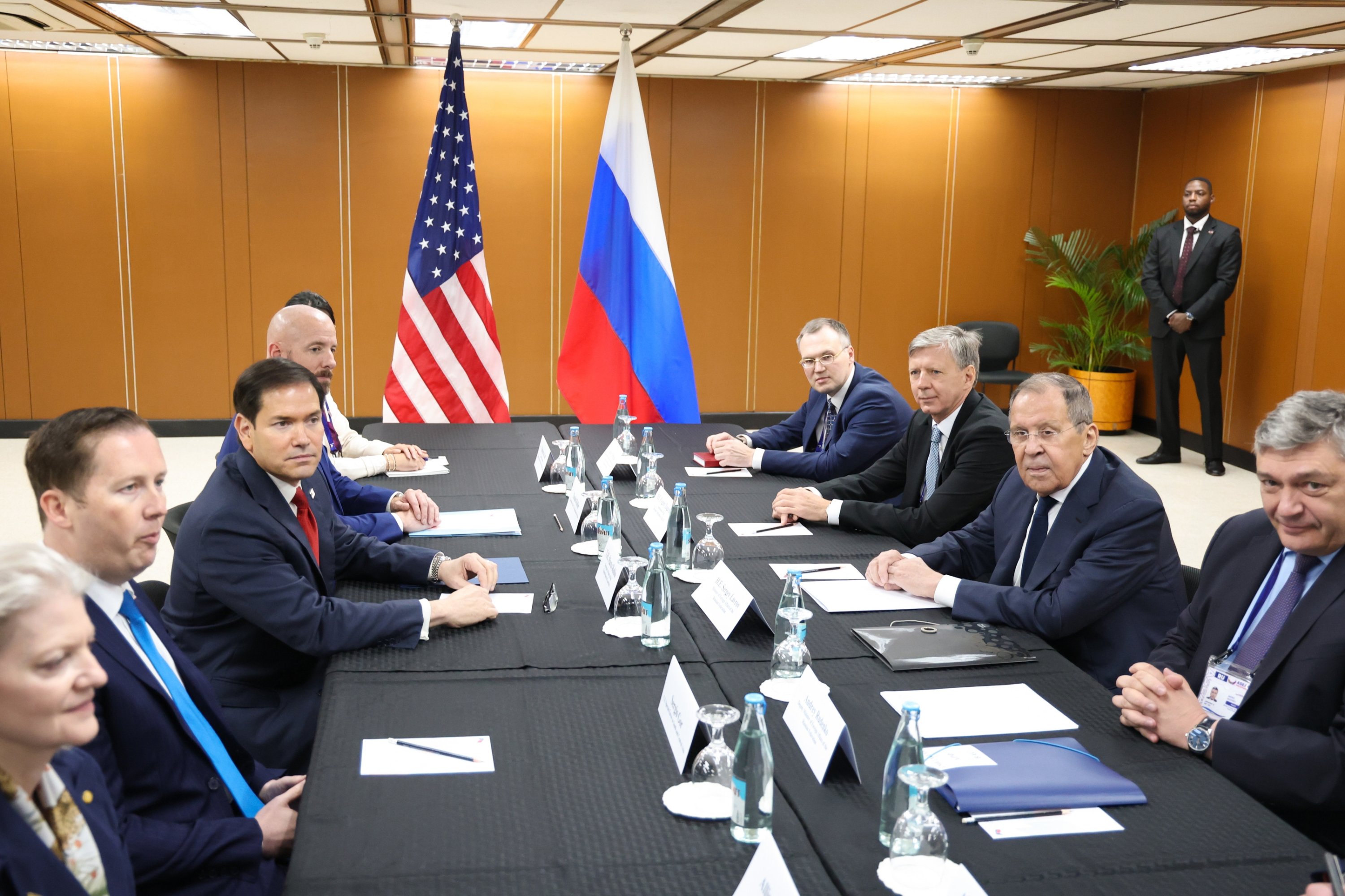 Russia warns US against 'unacceptable' arms sales to Ukraine