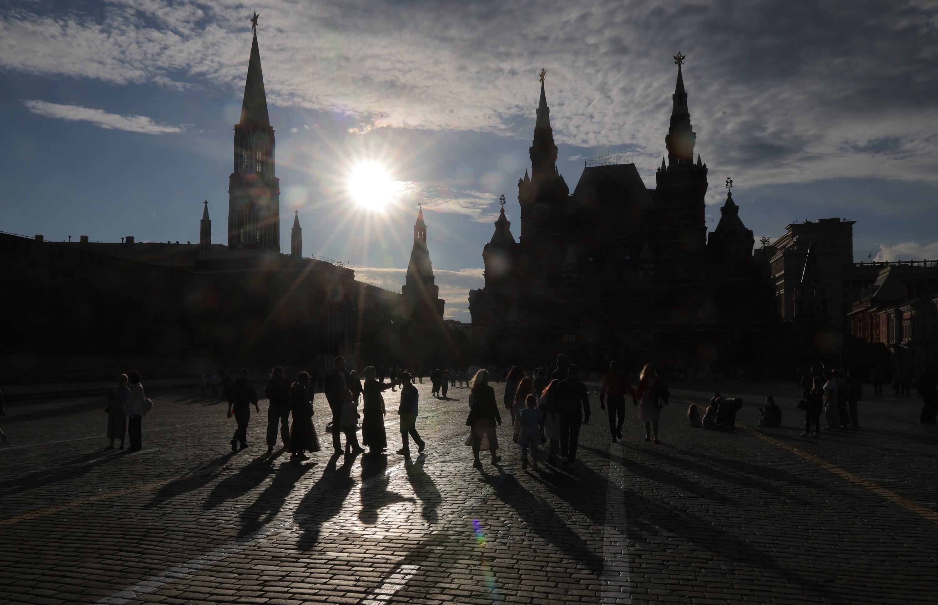 Russian military jet crashes during training flight near Moscow