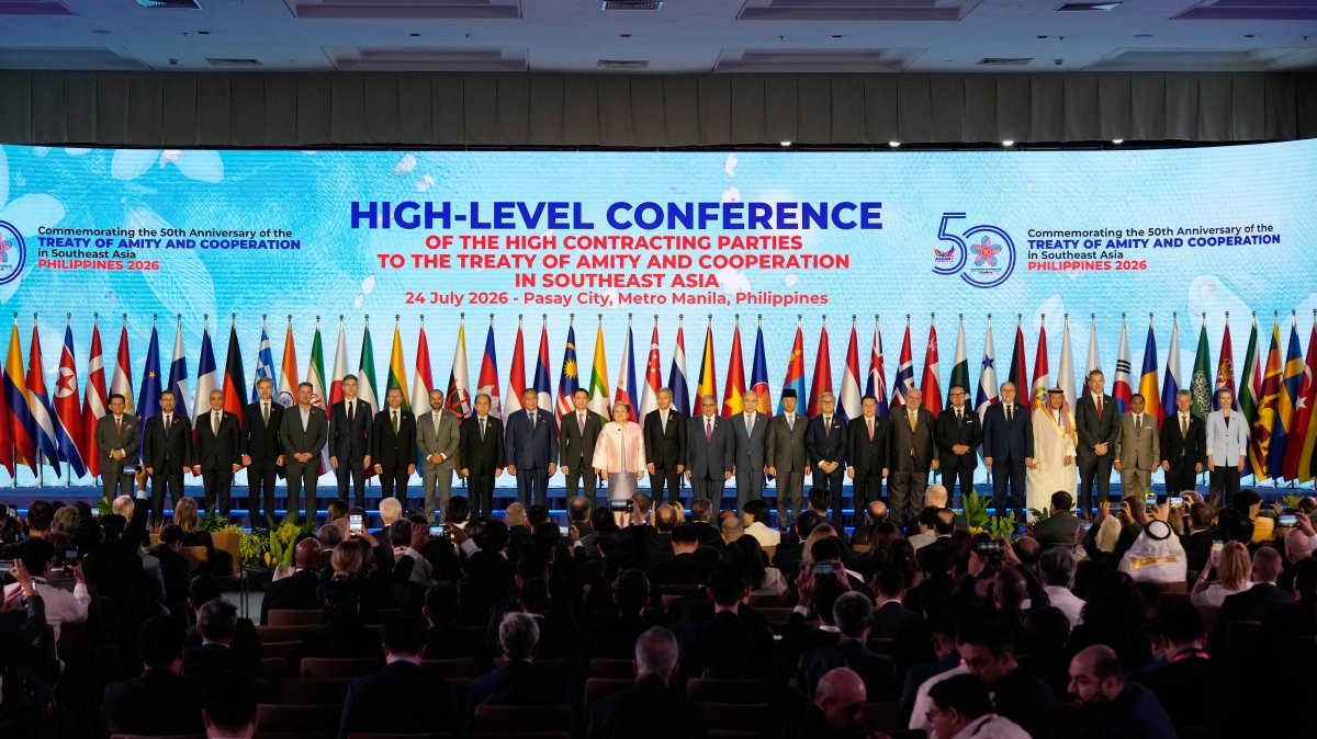 Leaders pose during the High-Level Conference of the High Contracting Parties to the Treaty of Amity and Cooperation (TAC) on the sidelines of the ASEAN Foreign Ministers' Meeting, Manila, Philippines, July 24, 2026. (Getty Images Photo)