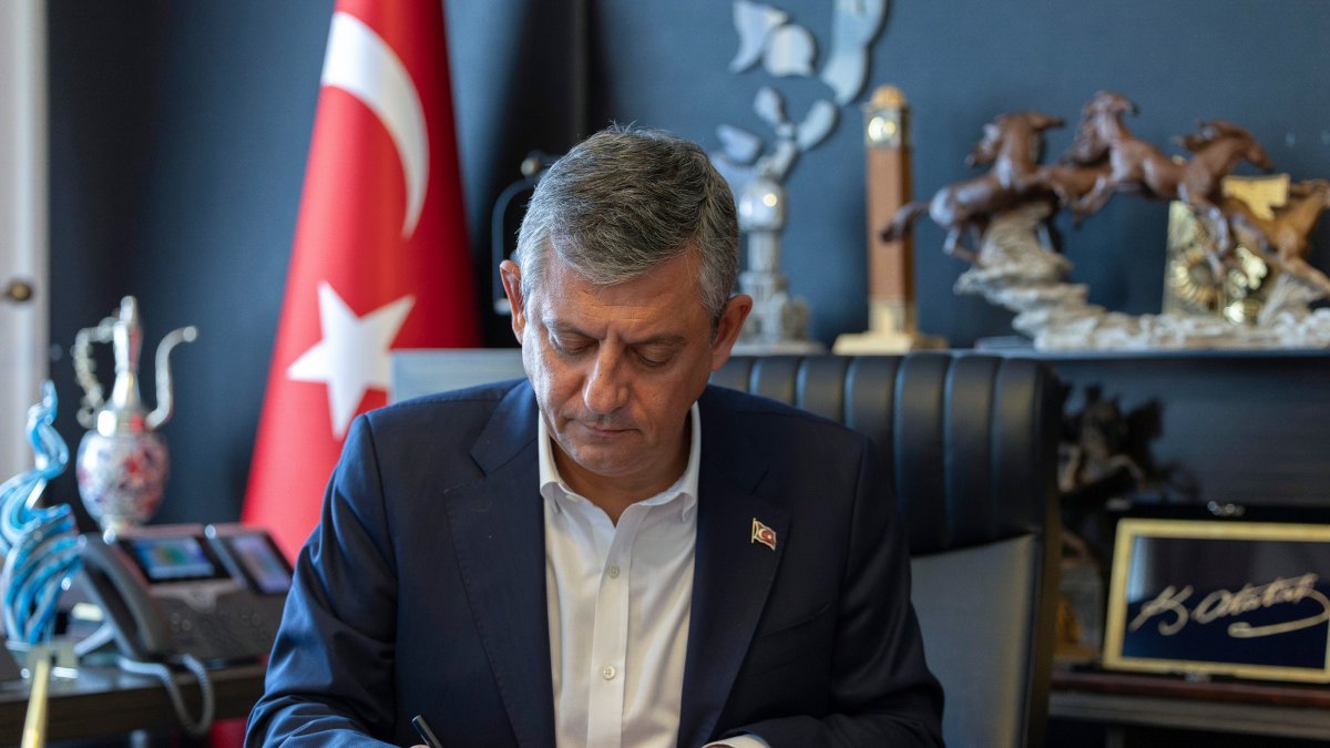 Former Republican People's Party (CHP) leader Özgür Özel signs the founding documents of his new political party in Ankara, Türkiye, July 24, 2026. (IHA Photo) 
