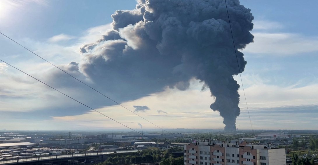 In this still image taken from a video, smoke billows from the burning Wildberries warehouse following a Ukrainian drone attack, Saint Petersburg, Russia, July 24, 2026. (Reuters Photo)