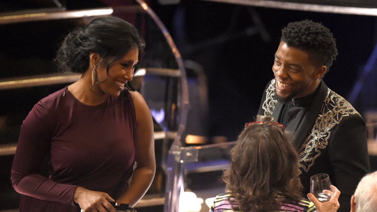 Taylor Simone Ledward (L) and Chadwick Boseman appear in the audience at the Oscars at the Dolby Theatre, Los Angeles, U.S., March 4, 2018. (AP Photo)
