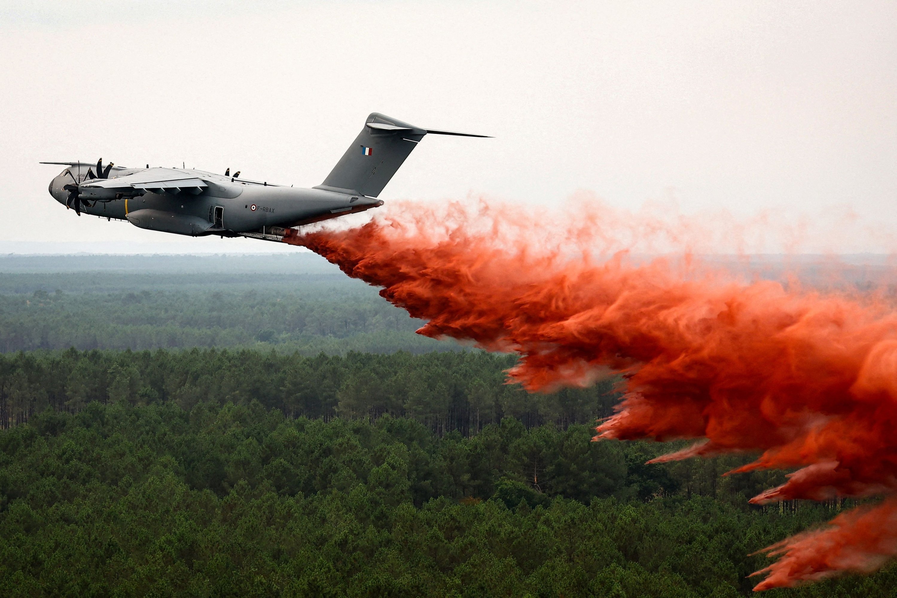 France evacuates 250,000 as raging wildfire threatens Bordeaux