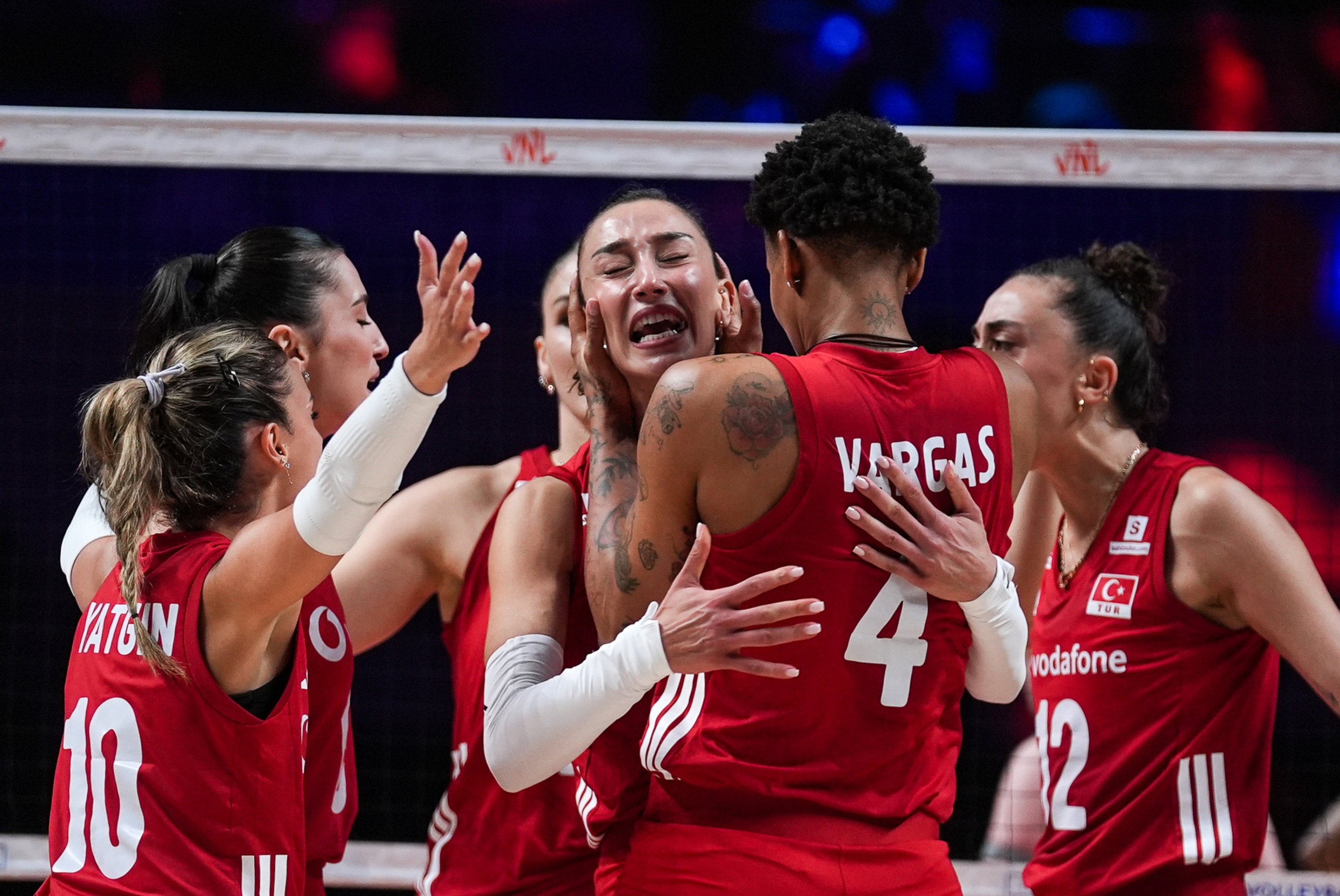 Türkiye roar back to beat Brazil for 2nd Women’s VNL crown