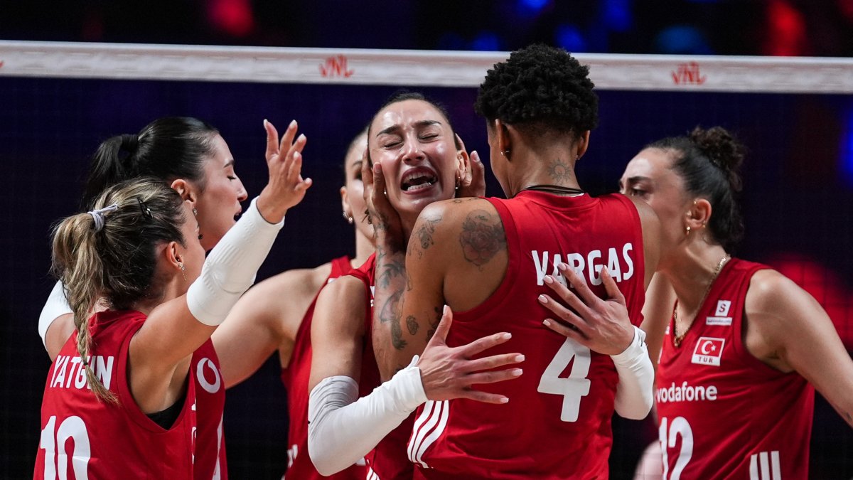 Turkish players celebrate winning the 2026 FIVB Volleyball Nations League final against Brazil, July 26, 2026, Macao, China. (AA Photo)