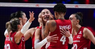 Turkish players celebrate winning the 2026 FIVB Volleyball Nations League final against Brazil, July 26, 2026, Macao, China. (AA Photo)