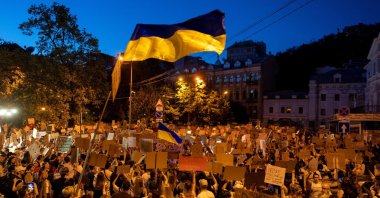 People protest against Ukrainian President Volodymyr Zelenskyy's decision to replace Mykhailo Fedorov as defense minister, Kyiv, Ukraine, July 18, 2026. (Reuters Photo)