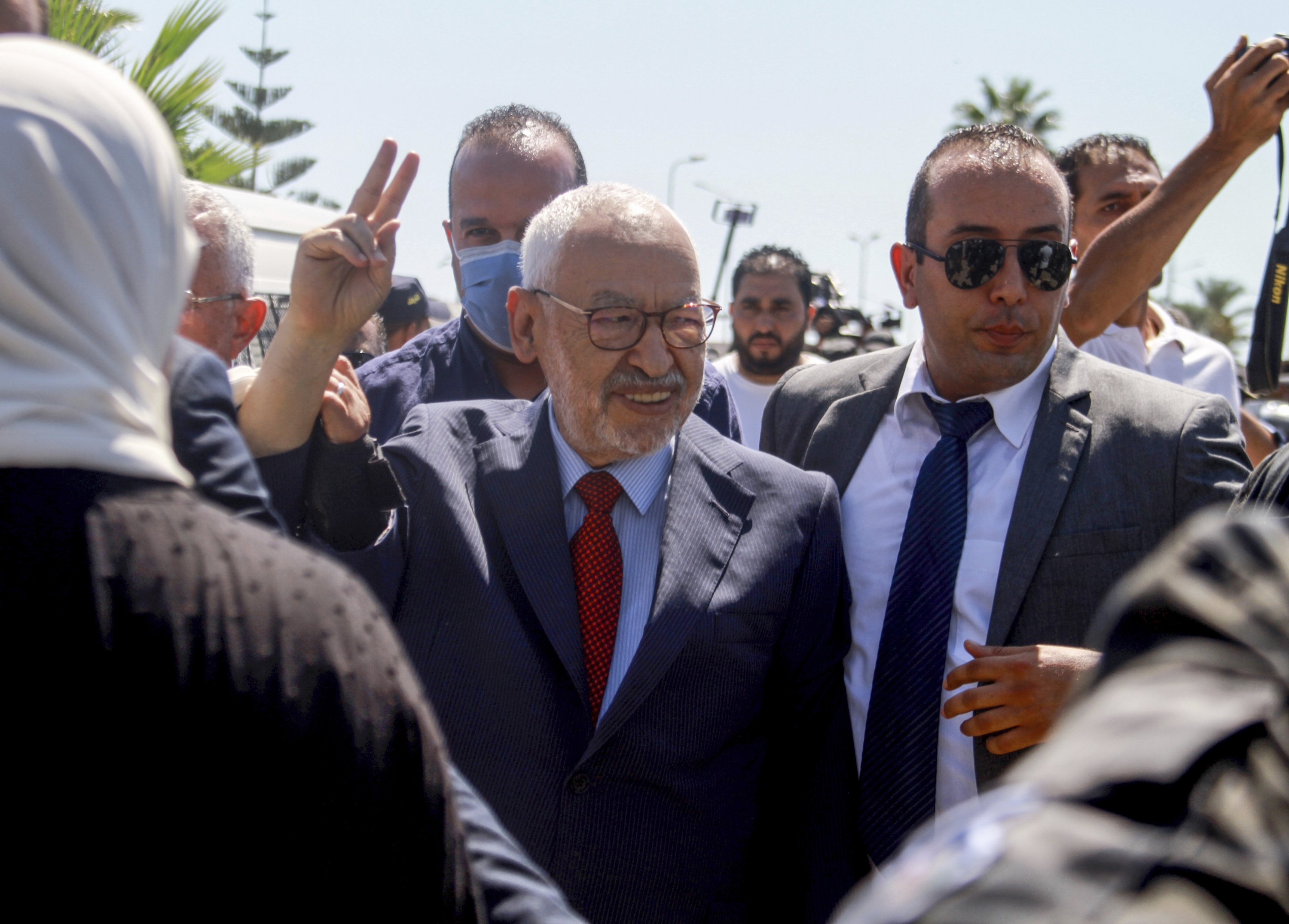 Family loses contact with jailed Tunisian leader Ghannouchi