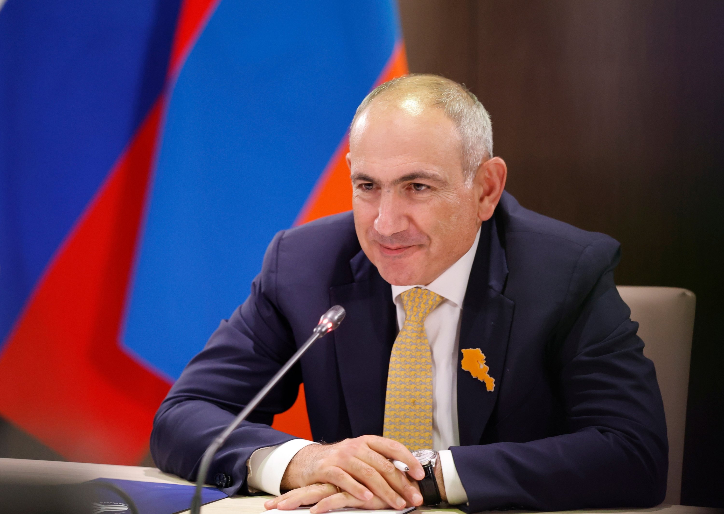 Pashinyan tells Putin EU referendum comes only after membership bid